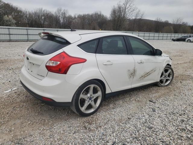 1FAHP3N25CL342935 - 2012 FORD FOCUS TITANIUM WHITE photo 3