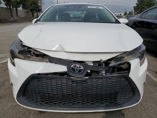 5YFEPMAE0MP223654 - 2021 TOYOTA COROLLA LE WHITE photo 5