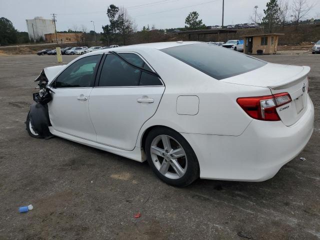 4T1BF1FK2EU830397 - 2014 TOYOTA CAMRY L WHITE photo 2