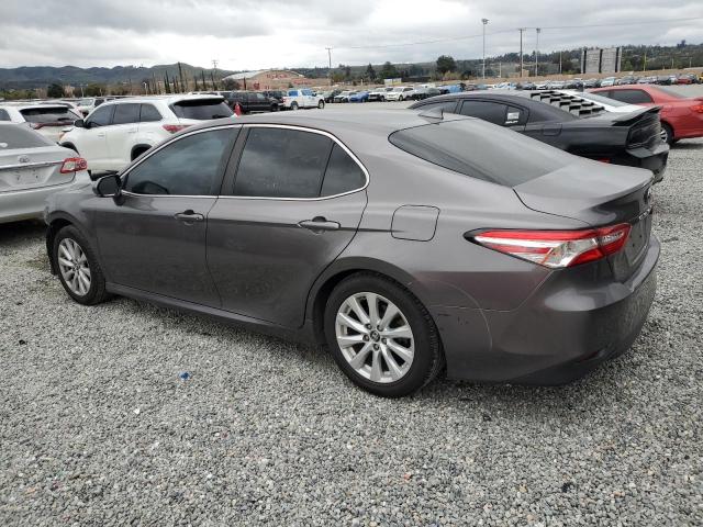 4T1B11HK7KU203332 - 2019 TOYOTA CAMRY L GRAY photo 2