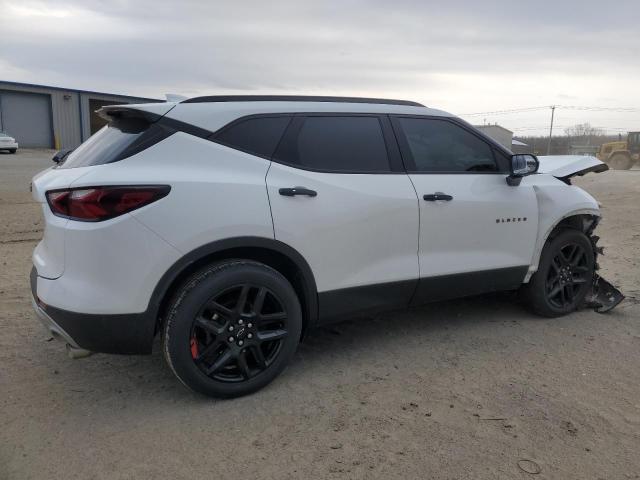 3GNKBCRS7MS564436 - 2021 CHEVROLET BLAZER 2LT WHITE photo 3