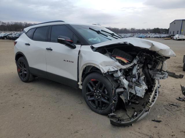 3GNKBCRS7MS564436 - 2021 CHEVROLET BLAZER 2LT WHITE photo 4