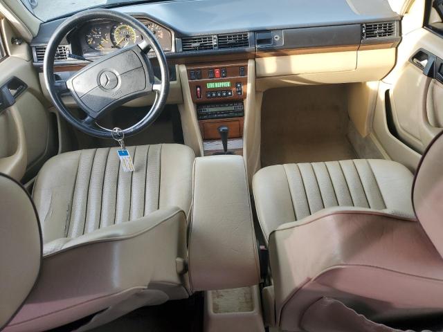 WDBEA26D6LB209940 - 1990 MERCEDES-BENZ 300 E 2.6 TAN photo 8