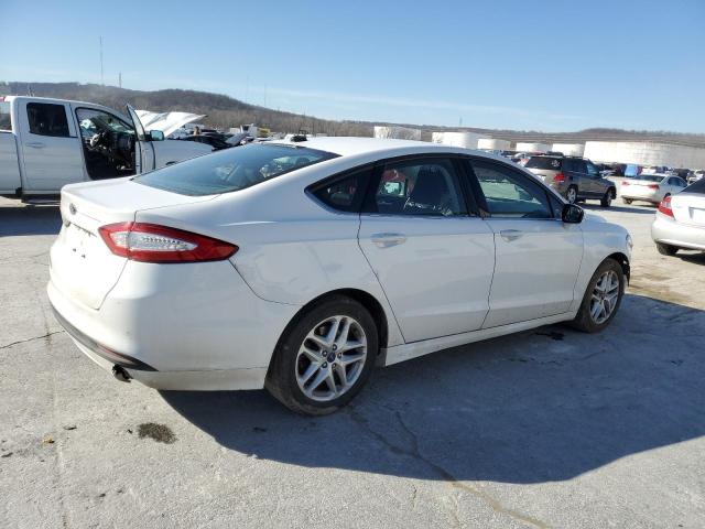 3FA6P0H78GR258659 - 2016 FORD FUSION SE WHITE photo 3