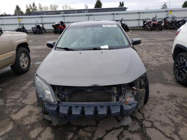 3FAHP0HA4BR343298 - 2011 FORD FUSION SE GRAY photo 5