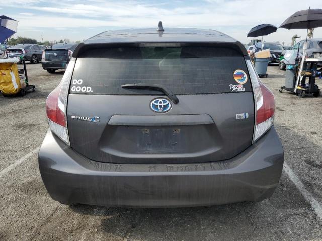 JTDKDTB31G1122859 - 2016 TOYOTA PRIUS C GRAY photo 6