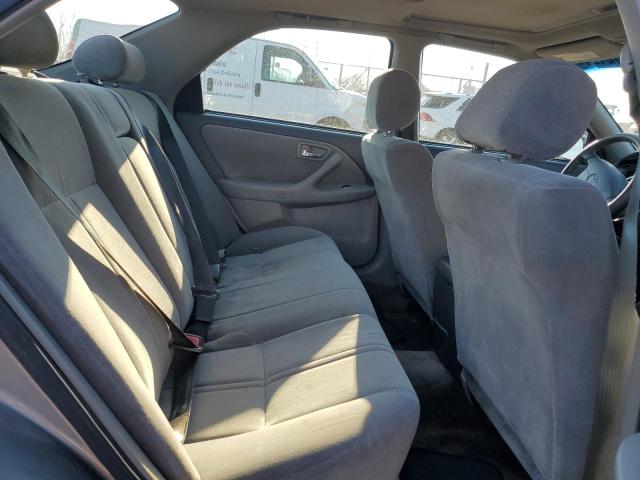 JT2BG22K710582218 - 2001 TOYOTA CAMRY CE GRAY photo 10