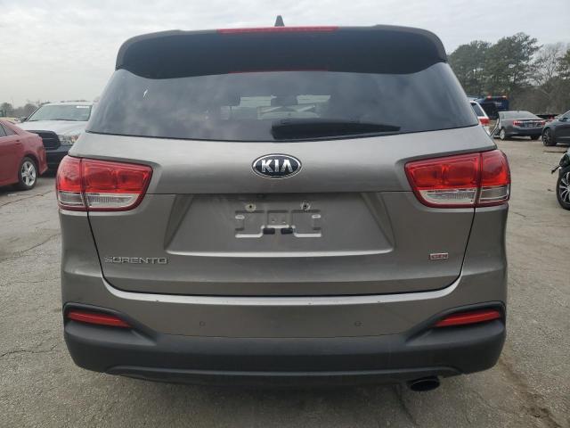 5XYPGDA30HG212557 - 2017 KIA SORENTO LX GRAY photo 6