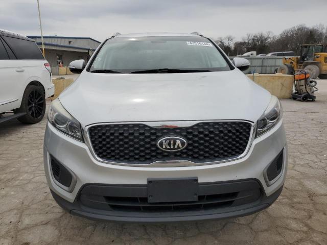 5XYPG4A51HG285986 - 2017 KIA SORENTO LX SILVER photo 5