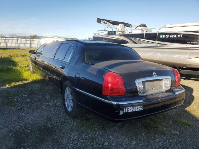 2L1FL8JWXBX754429 - 2011 LINCOLN TOWN CAR EXECUTIVE BLACK photo 2