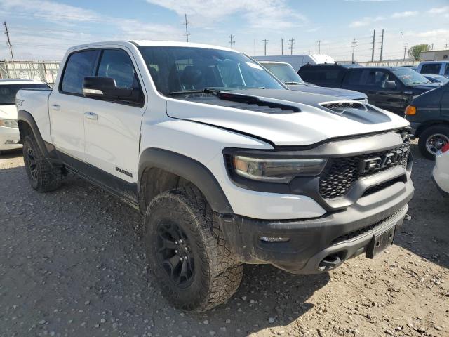 1C6SRFU90NN333178 - 2022 RAM 1500 TRX WHITE photo 4