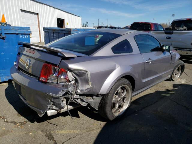 1ZVFT82H965124067 - 2006 FORD MUSTANG GT GRAY photo 3