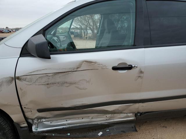 1GNKRFED7BJ131248 - 2011 CHEVROLET TRAVERSE LS SILVER photo 7