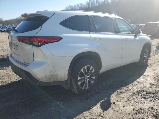 5TDGZRBH6NS588874 - 2022 TOYOTA HIGHLANDER XLE 白色 照片 3