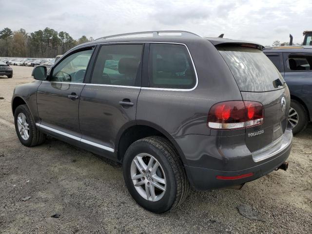 WVGBE77L18D043071 - 2008 VOLKSWAGEN TOUAREG 2 V6 GRAY photo 2