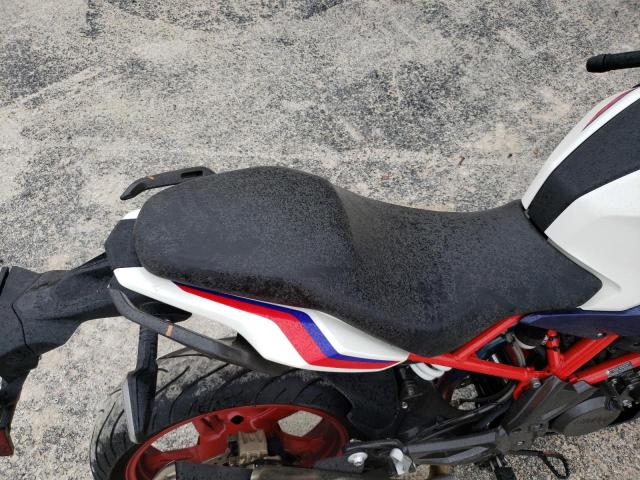 WB30G4306NRA35263 - 2022 BMW G310 R WHITE photo 6