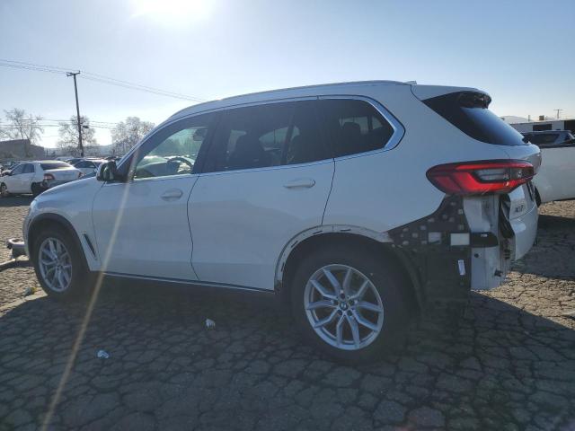 5UXCR6C5XKLL61491 - 2019 BMW X5 XDRIVE40I WHITE photo 2