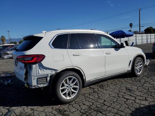 5UXCR6C5XKLL61491 - 2019 BMW X5 XDRIVE40I WHITE photo 3