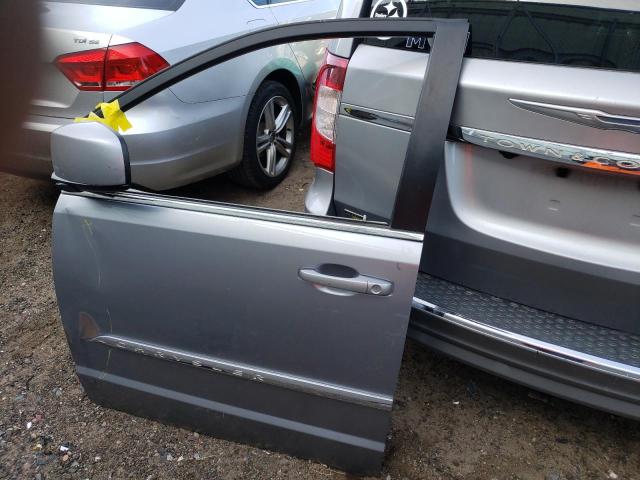 2C4RC1BG2DR696208 - 2013 CHRYSLER TOWN & COU TOURING 银色 照片 13