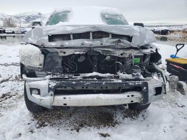 5TFUW5F1XHX642032 - 2017 TOYOTA TUNDRA DOUBLE CAB SR/SR5 SILVER photo 5