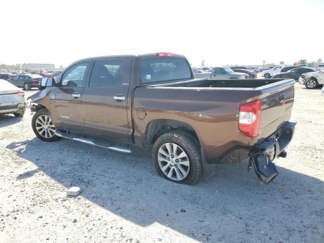 5TFFW5F10HX216584 - 2017 TOYOTA TUNDRA CREWMAX LIMITED BROWN photo 2