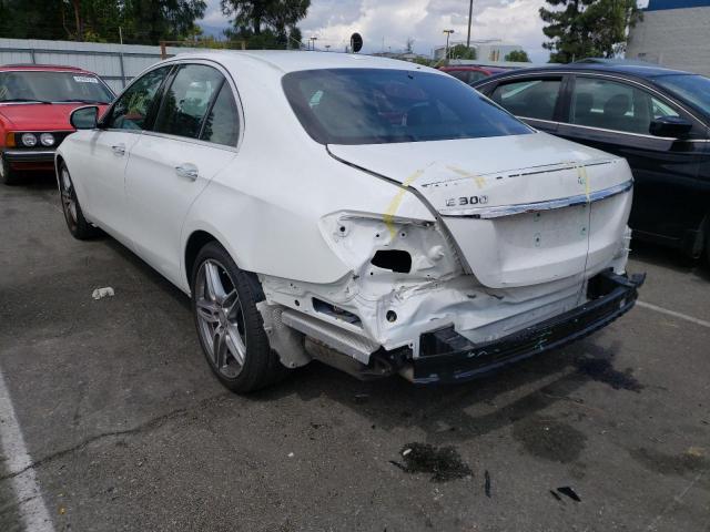 WDDZF4JB1HA099453 - 2017 MERCEDES-BENZ E 300 WHITE photo 3