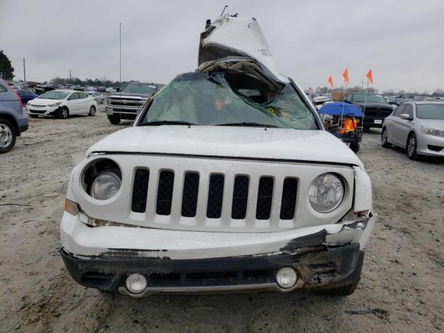 1C4NJPFA9HD137907 - 2017 JEEP PATRIOT LATITUDE WHITE photo 5