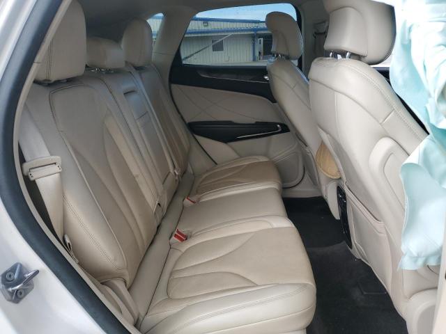 5LMCJ3C9XKUL02034 - 2019 LINCOLN MKC RESERVE 白色 照片 11