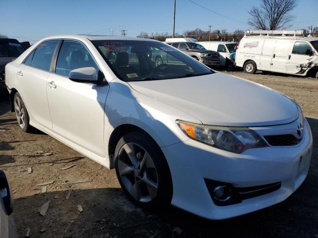 4T1BF1FK0CU631247 - 2012 TOYOTA CAMRY BASE WHITE photo 4