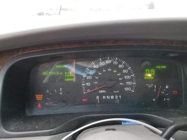 1LNHM81W71Y695150 - 2001 LINCOLN TOWN CAR EXECUTIVE Grau Foto 9