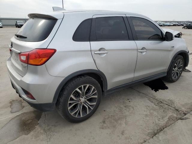 JA4AP3AU0KU034366 - 2019 MITSUBISHI OUTLANDER ES SILVER photo 3