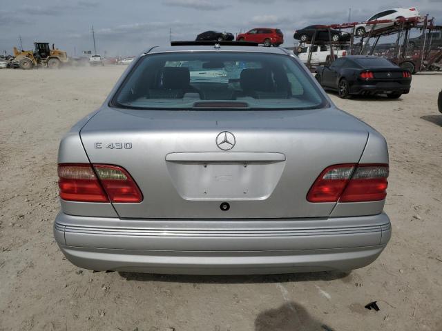 WDBJF70J12B492497 - 2002 MERCEDES-BENZ E 430 SILVER photo 6