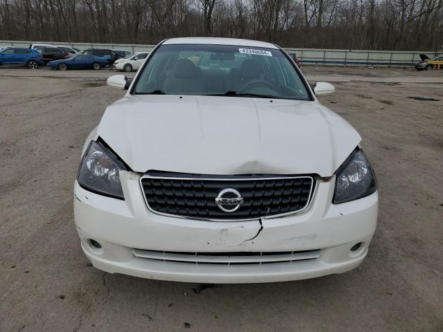 1N4AL11D35N478111 - 2005 NISSAN ALTIMA S WHITE photo 5