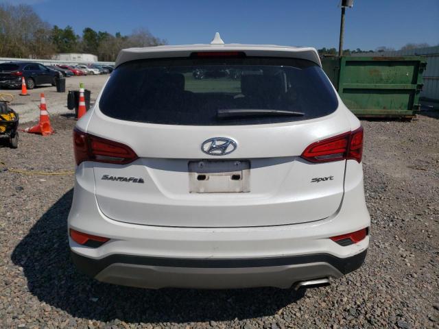 5NMZT3LB0HH029507 - 2017 HYUNDAI SANTA FE S WHITE photo 6