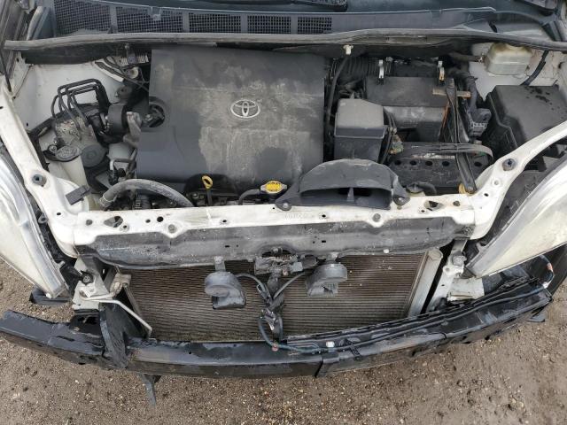 5TDKK3DC1FS584553 - 2015 TOYOTA SIENNA LE WHITE photo 12