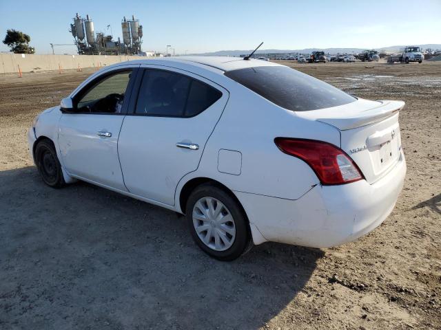 3N1CN7AP3EL810125 - 2014 NISSAN VERSA S WHITE photo 2