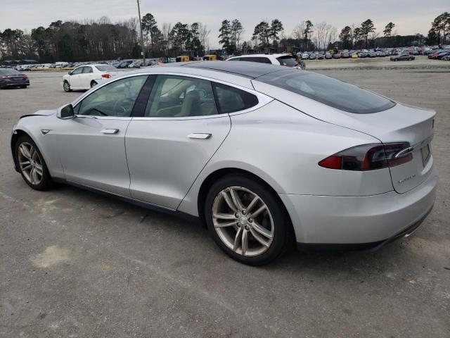 5YJSA1CNXDFP06824 - 2013 TESLA MODEL S 银色 照片 2