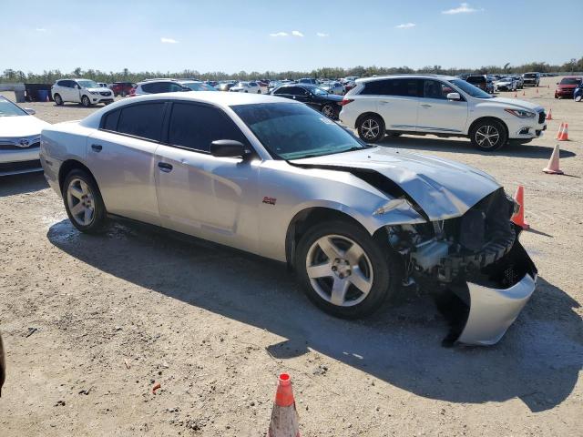 2C3CDXAT5DH677361 - 2013 DODGE CHARGER POLICE SILVER photo 4