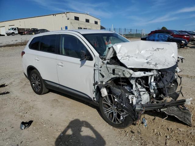 JA4AD2A39JZ007775 - 2018 MITSUBISHI OUTLANDER ES WHITE photo 4