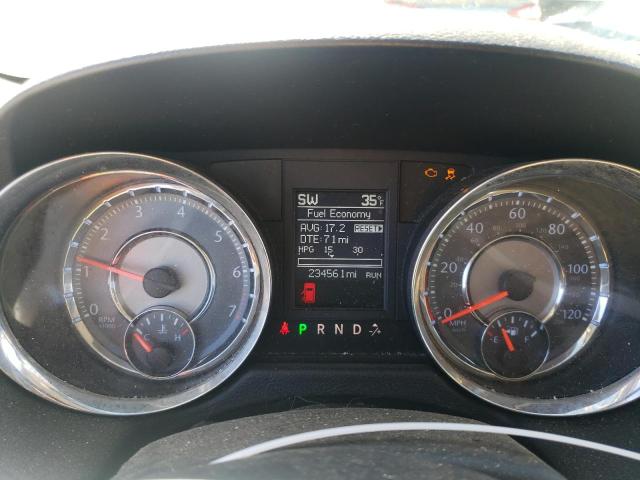 2A4RR8DG3BR702304 - 2011 CHRYSLER TOWN & COU TOURING L SILVER photo 9