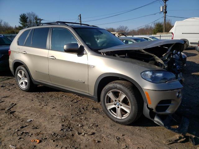 5UXZV4C56BL740255 - 2011 BMW X5 XDRIVE35I GRAY photo 4