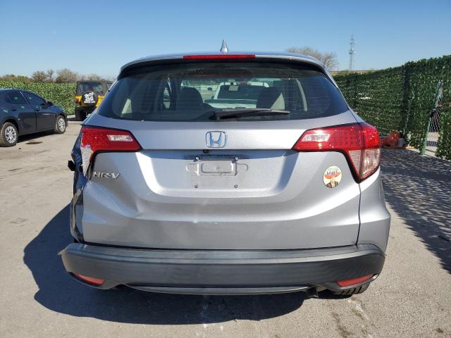 3CZRU5H37JM718256 - 2018 HONDA HR-V LX SILVER photo 6