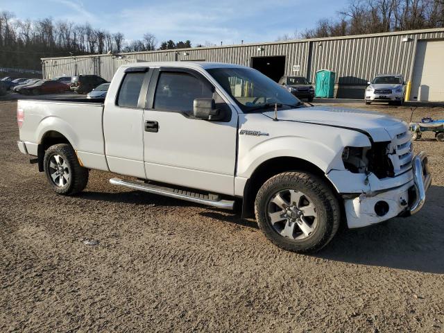 1FTFX1EF5CFA83404 - 2012 FORD F150 SUPER CAB WHITE photo 4