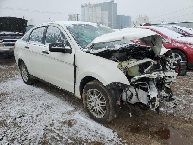 1FAHP35N99W156509 - 2009 FORD FOCUS SE WHITE photo 4