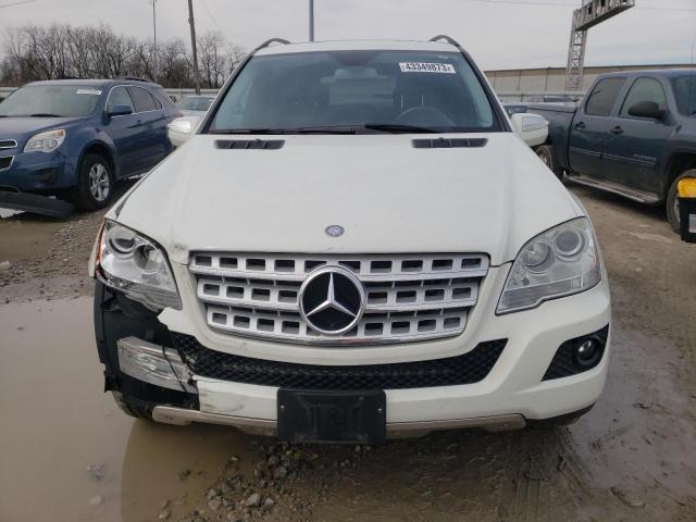 4JGBB8GB9AA558879 - 2010 MERCEDES-BENZ ML 350 4MATIC WHITE photo 5