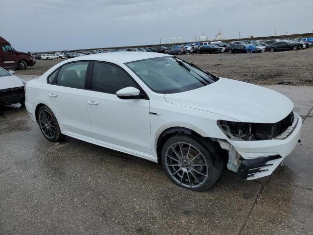 1VWAA7A32JC009069 - 2018 VOLKSWAGEN PASSAT S WHITE photo 4