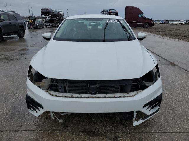 1VWAA7A32JC009069 - 2018 VOLKSWAGEN PASSAT S WHITE photo 5