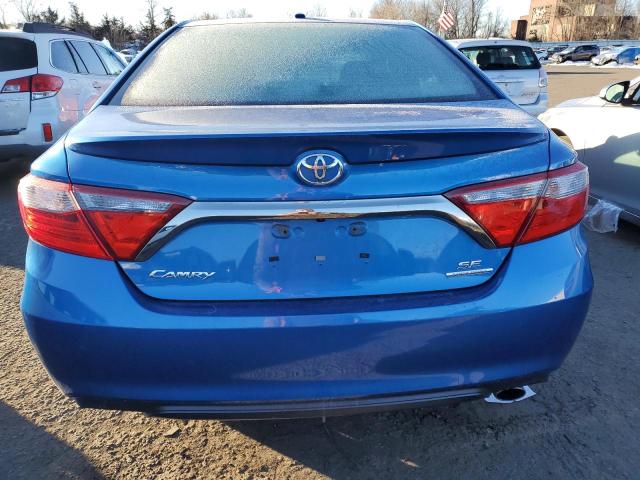 4T1BF1FK3GU563595 - 2016 TOYOTA CAMRY LE BLUE photo 6