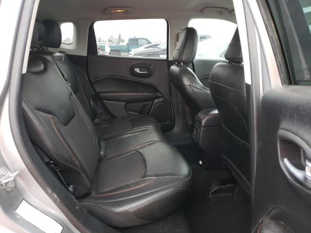 3C4NJDDB0JT451701 - 2018 JEEP COMPASS TRAILHAWK SILVER photo 11