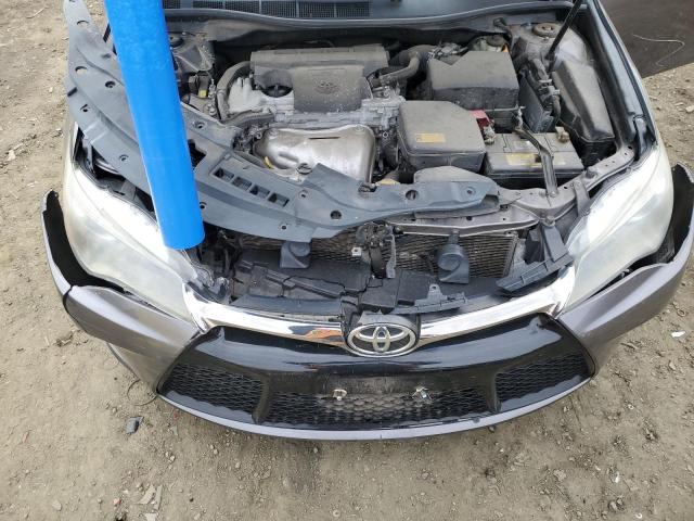 4T1BF1FK9FU075573 - 2015 TOYOTA CAMRY LE GRAY photo 11